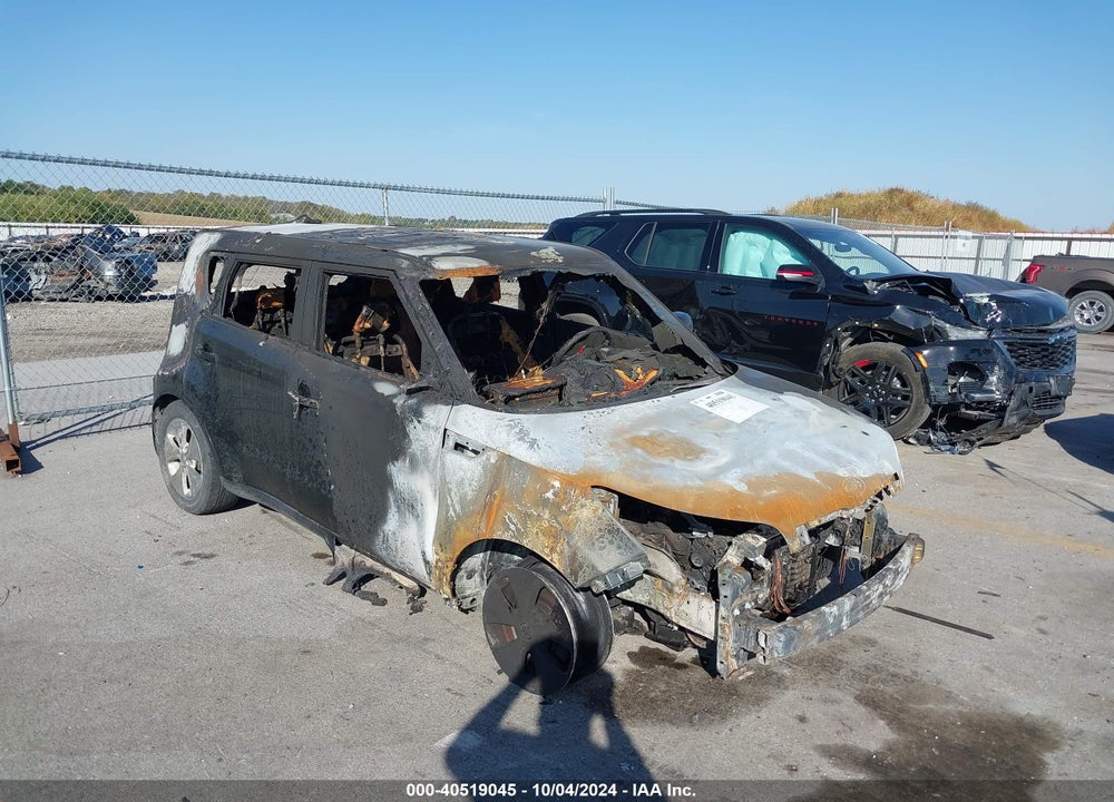 2015 KIA SOUL VIN: KNDJN2A24F7207105