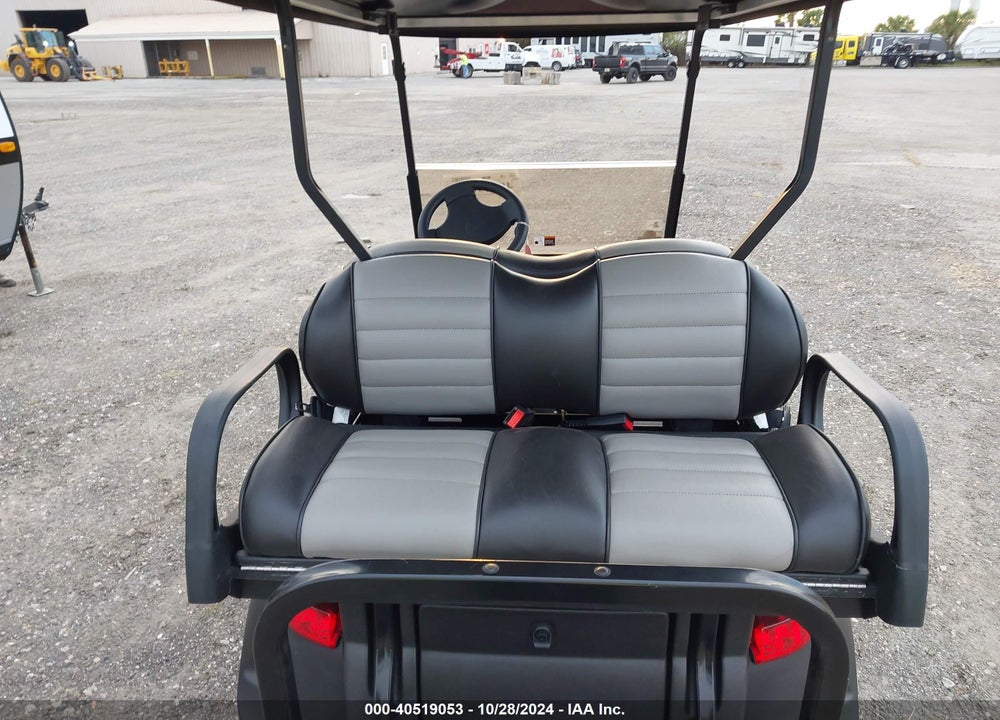 2023 CLUB CAR GOLF CART VIN: DM2323418063