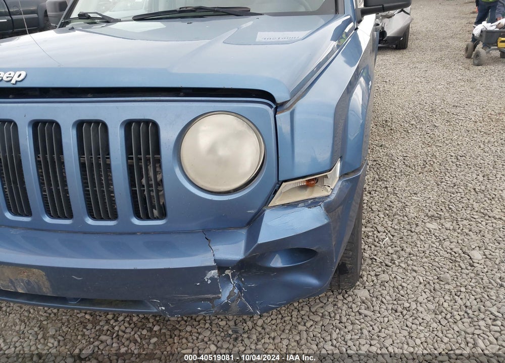 2007 JEEP PATRIOT SPORT VIN: 1J8FF28W27D355857