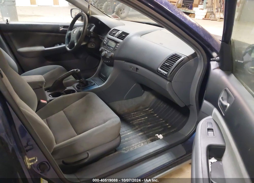 2005 HONDA ACCORD 2.4 DX VIN: 1HGCM55125A073986