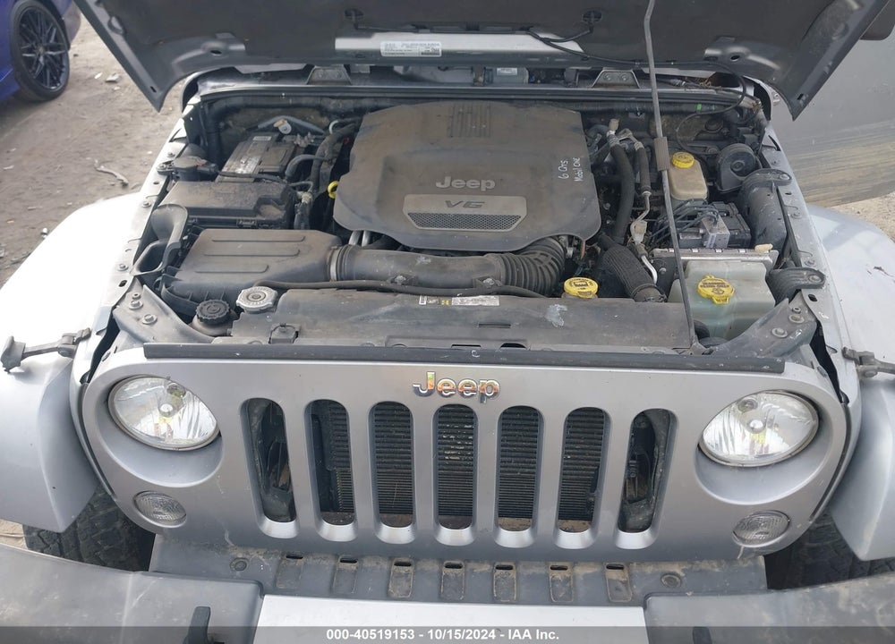 2015 JEEP WRANGLER UNLIMITED SAHARA VIN: 1C4BJWEG3FL752457