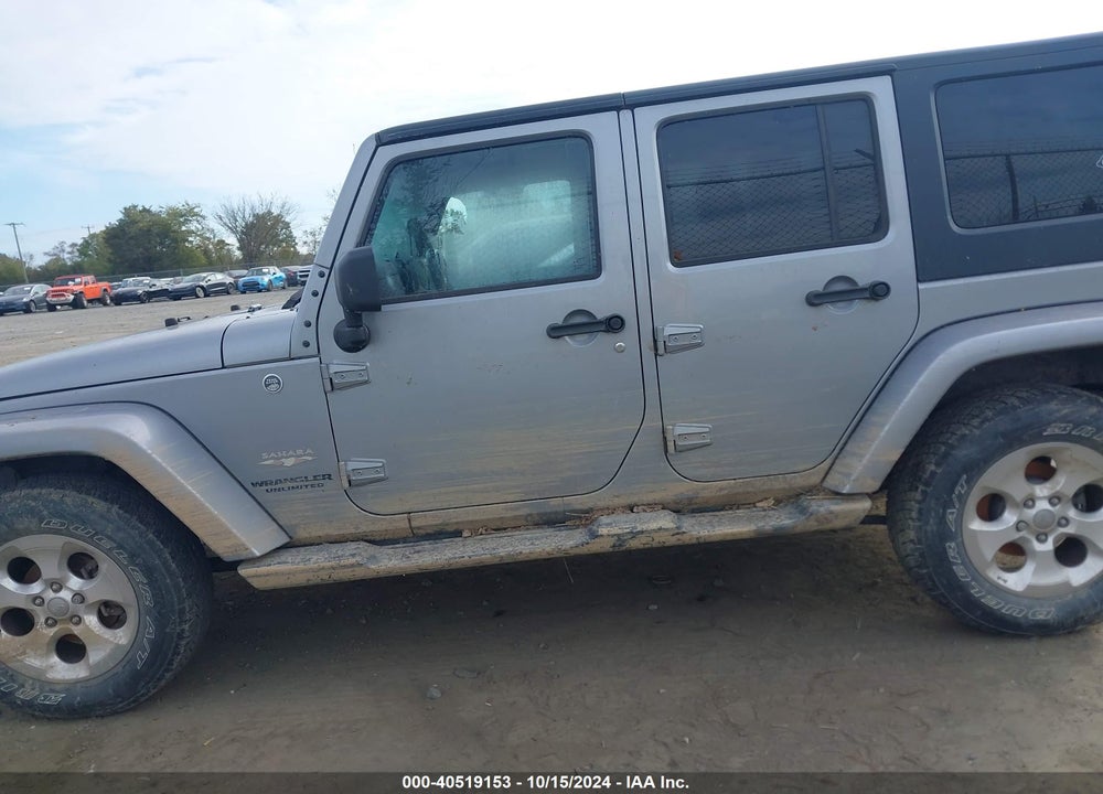 2015 JEEP WRANGLER UNLIMITED SAHARA VIN: 1C4BJWEG3FL752457