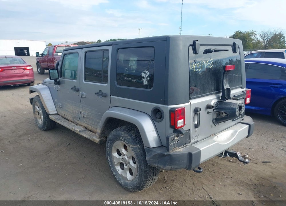 2015 JEEP WRANGLER UNLIMITED SAHARA VIN: 1C4BJWEG3FL752457