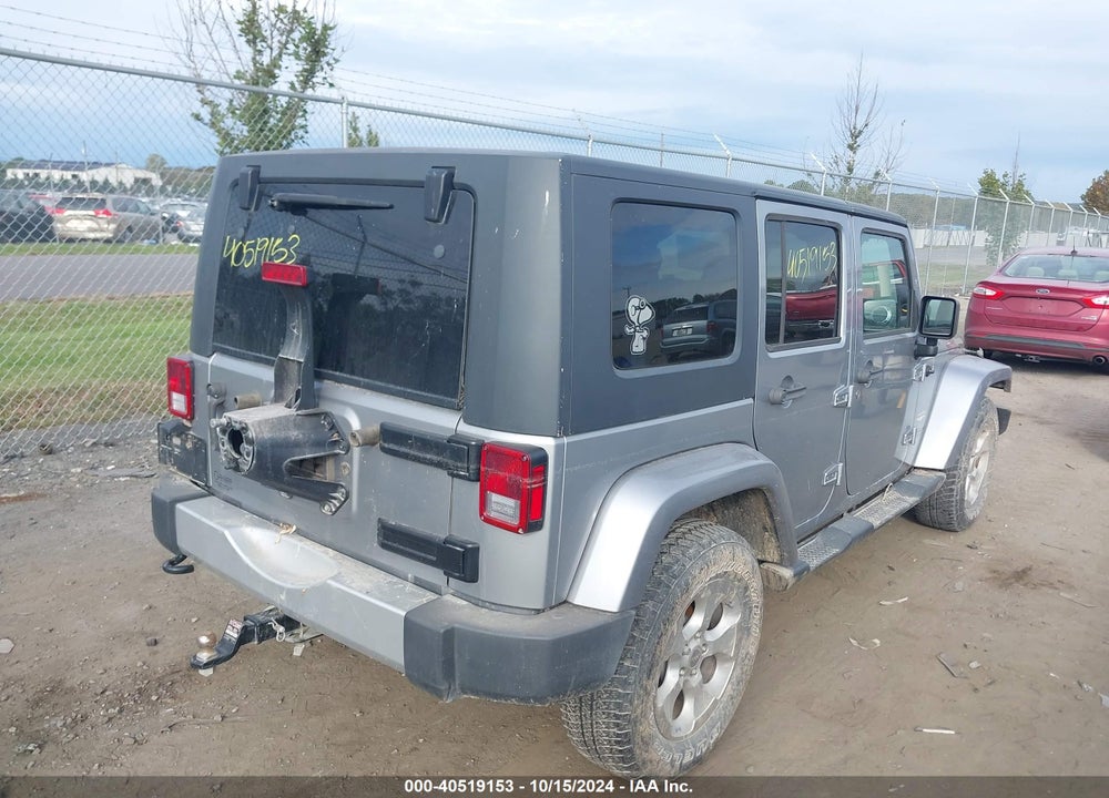 2015 JEEP WRANGLER UNLIMITED SAHARA VIN: 1C4BJWEG3FL752457