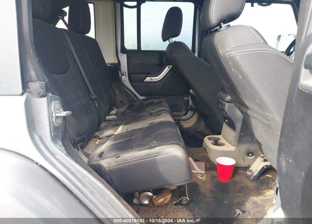 2015 JEEP WRANGLER UNLIMITED SAHARA VIN: 1C4BJWEG3FL752457