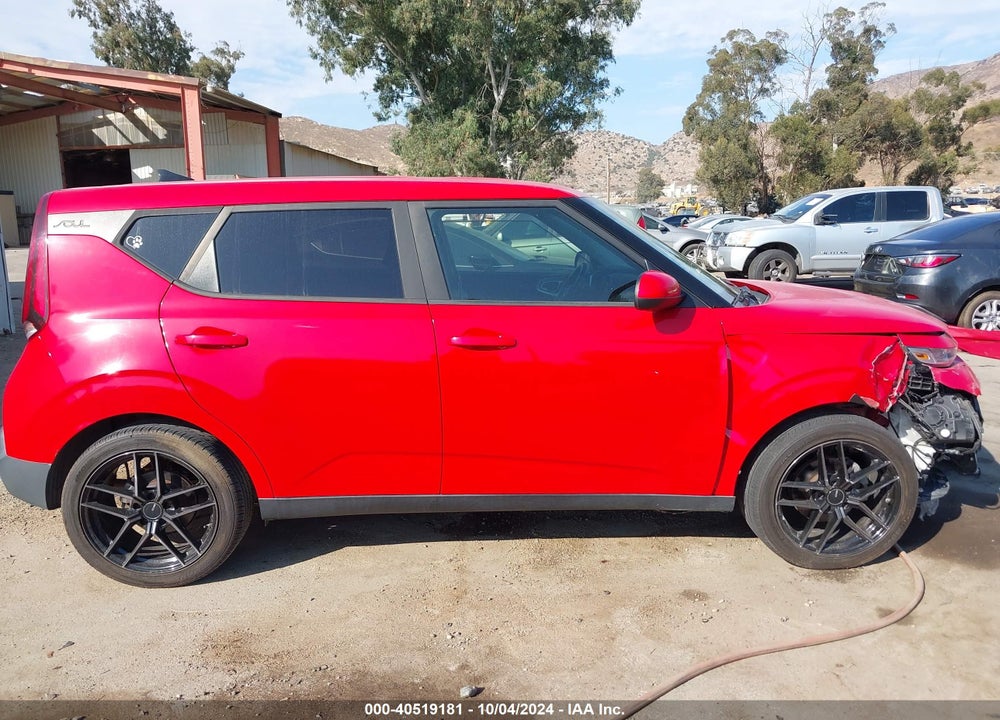 2020 KIA SOUL LX VIN: KNDJ23AU9L7715730