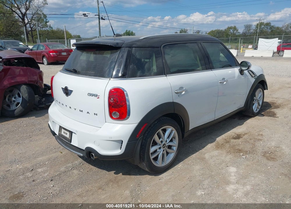 2013 MINI COUNTRYMAN COOPER S VIN: WMWZC3C56DWP24833