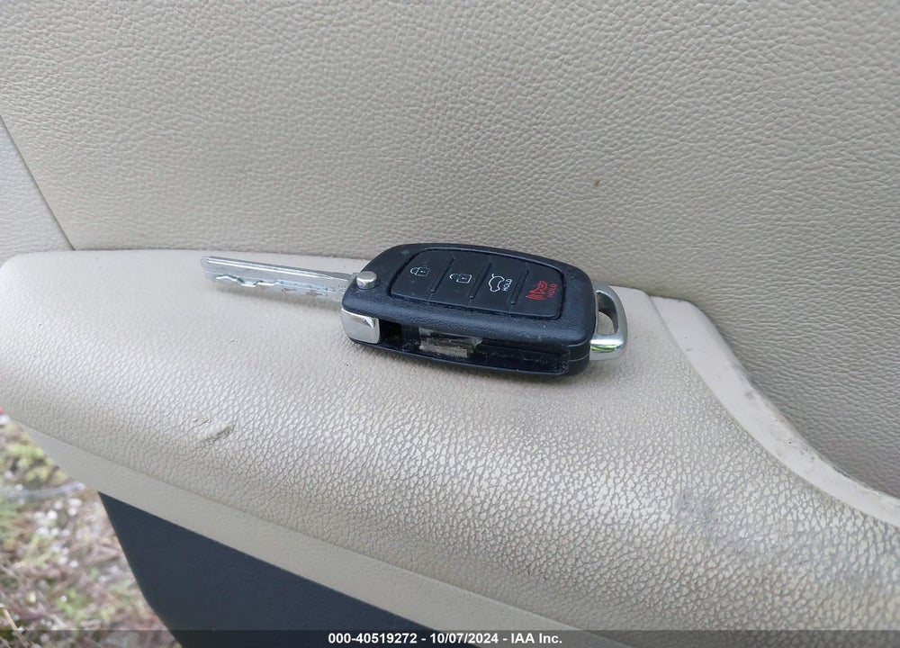 2015 HYUNDAI SONATA SE VIN: 5NPE24AF4FH186387