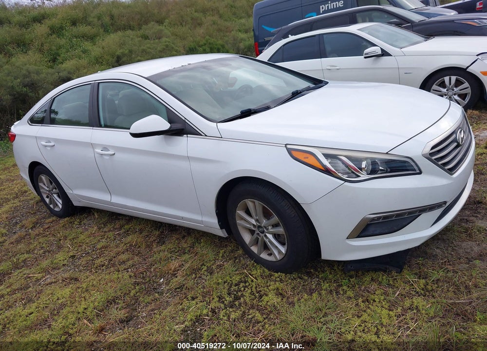 2015 HYUNDAI SONATA SE VIN: 5NPE24AF4FH186387
