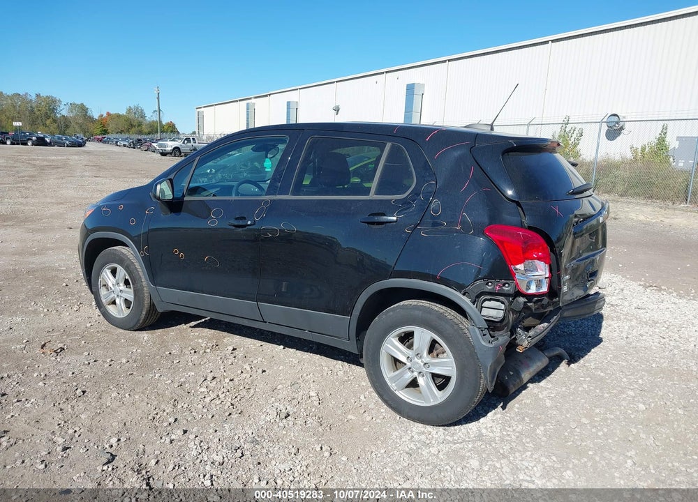 2019 CHEVROLET TRAX LS VIN: 3GNCJNSB9KL261503
