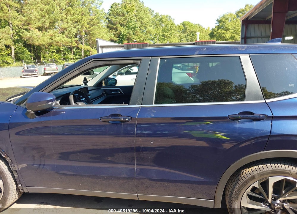 2023 MITSUBISHI OUTLANDER SE 2.5 2WD/SE BLACK EDITION 2WD/SE SPECIAL EDITION 2WD VIN: JA4J3UA80PZ030395