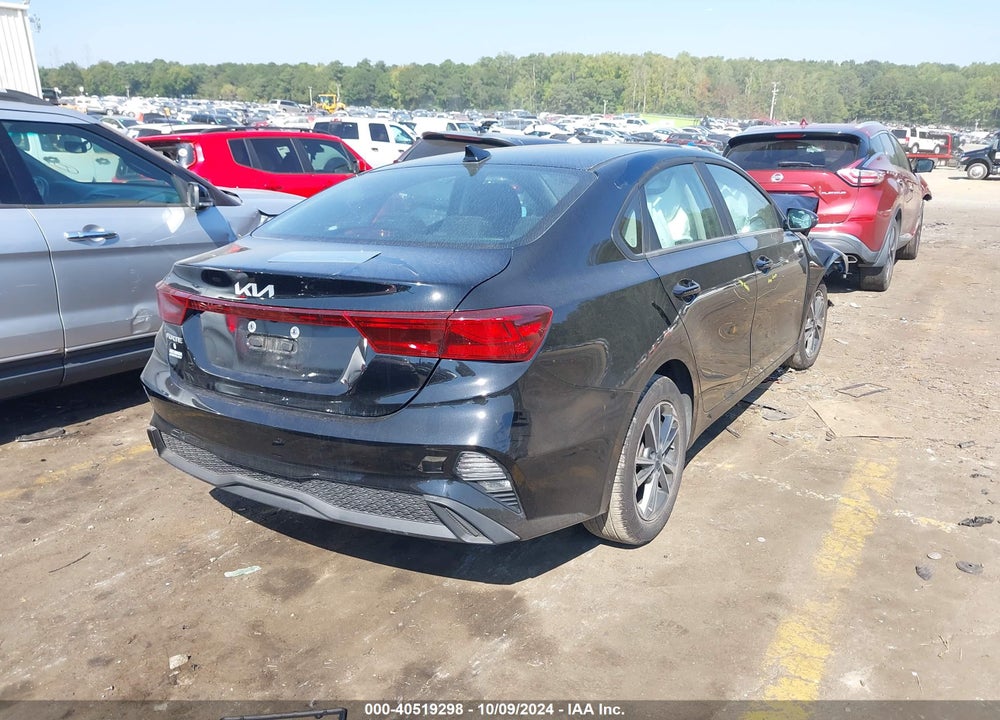 2024 KIA FORTE LXS VIN: 3KPF24AD2RE744748