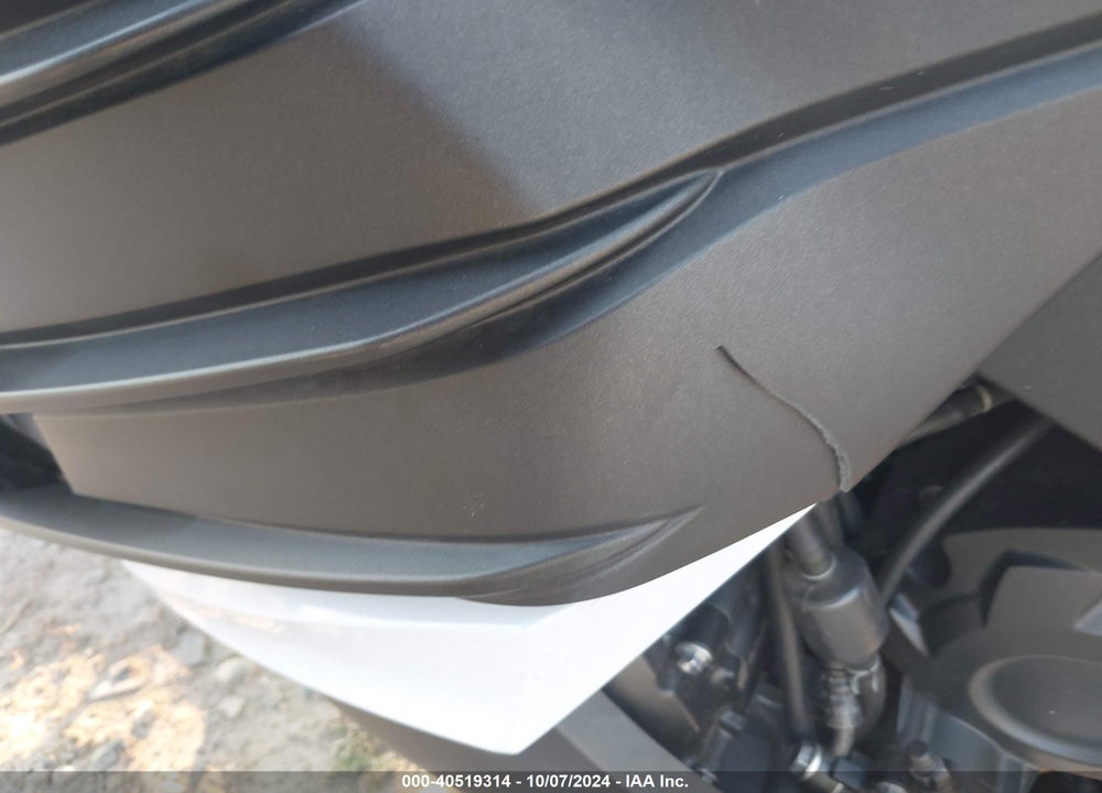 2013 KAWASAKI ZX1400 E VIN: JKBZXNE13DA012943