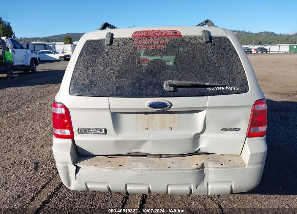 2008 FORD ESCAPE XLT VIN: 1FMCU93128KD74843
