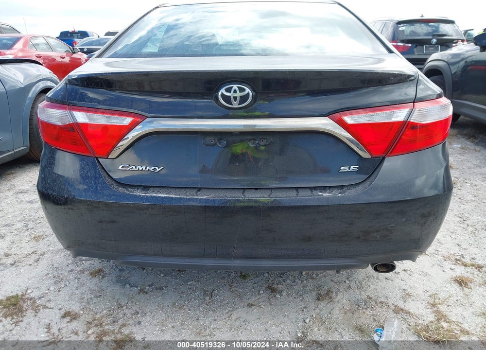 2015 TOYOTA CAMRY SE VIN: 4T1BF1FKXFU913836
