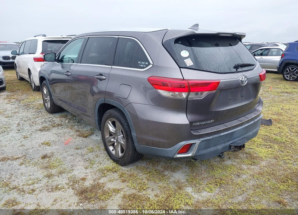 2019 TOYOTA HIGHLANDER LIMITED/PLATINUM VIN: 5TDYZRFH5KS310395