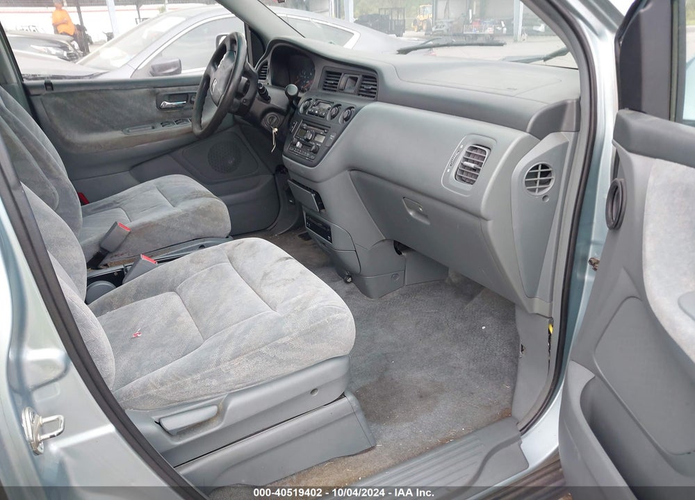 2004 HONDA ODYSSEY EX VIN: 5FNRL18804B112996