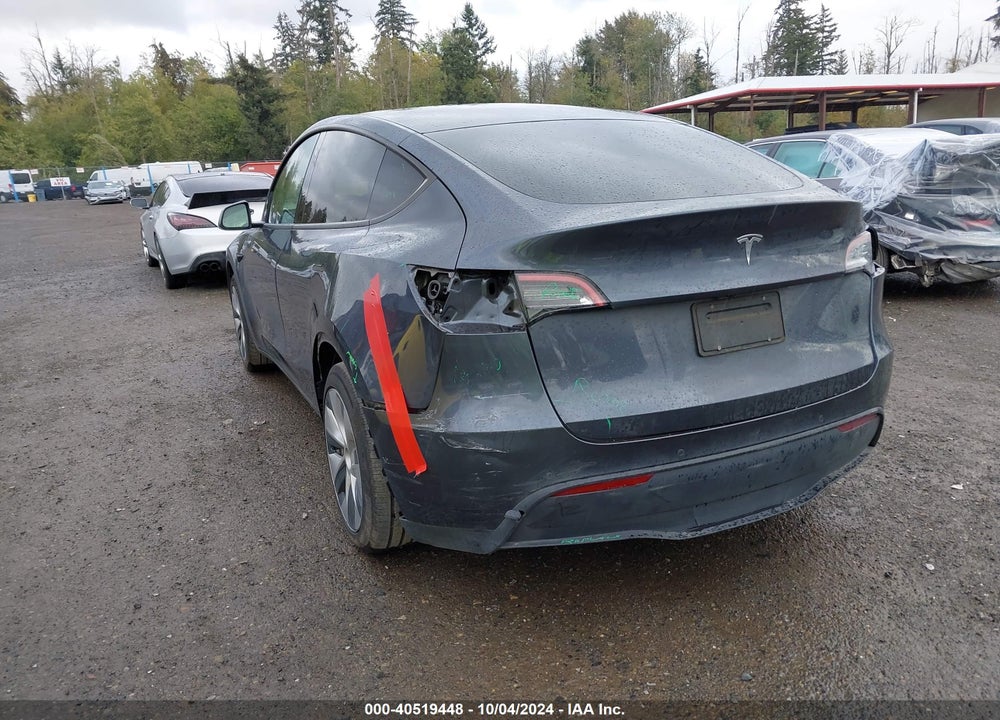 2021 TESLA MODEL Y STANDARD RANGE REAR-WHEEL DRIVE VIN: 5YJYGDED0MF106148
