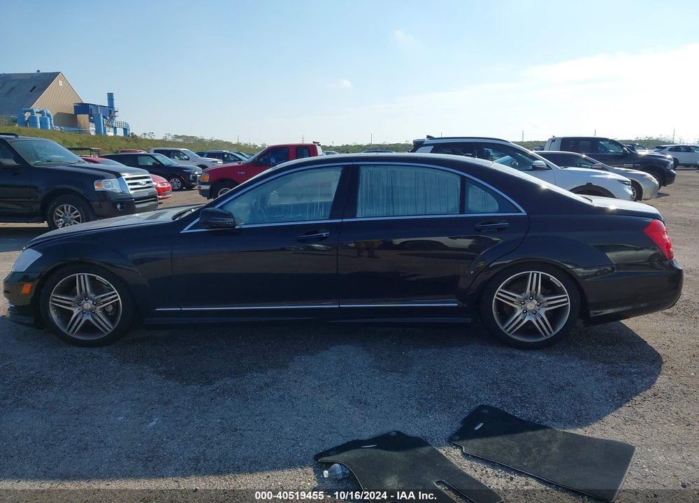 2013 MERCEDES-BENZ S 550 4MATIC VIN: WDDNG9EB1DA506717