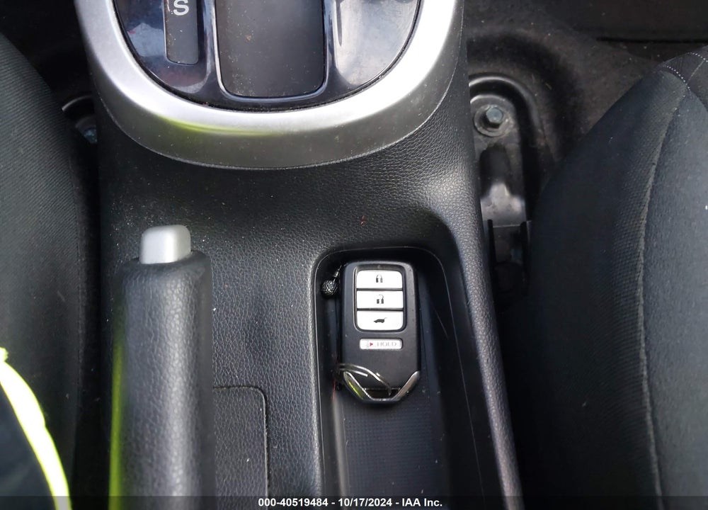 2018 HONDA FIT EX VIN: 3HGGK5H83JM723423