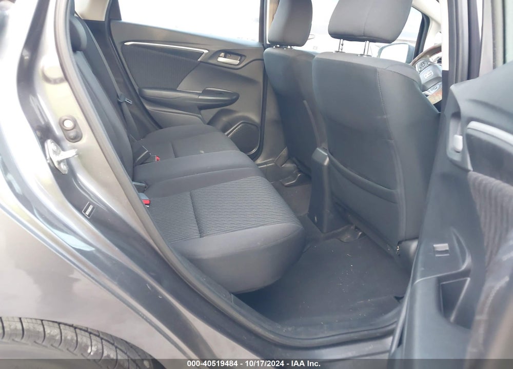 2018 HONDA FIT EX VIN: 3HGGK5H83JM723423