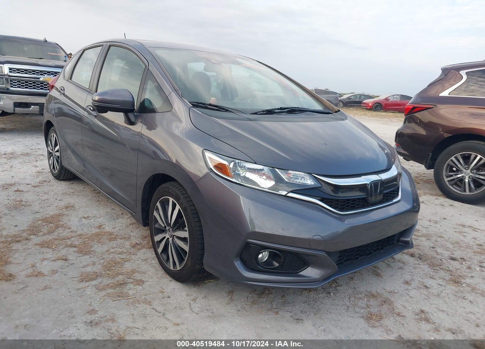 2018 HONDA FIT EX VIN: 3HGGK5H83JM723423