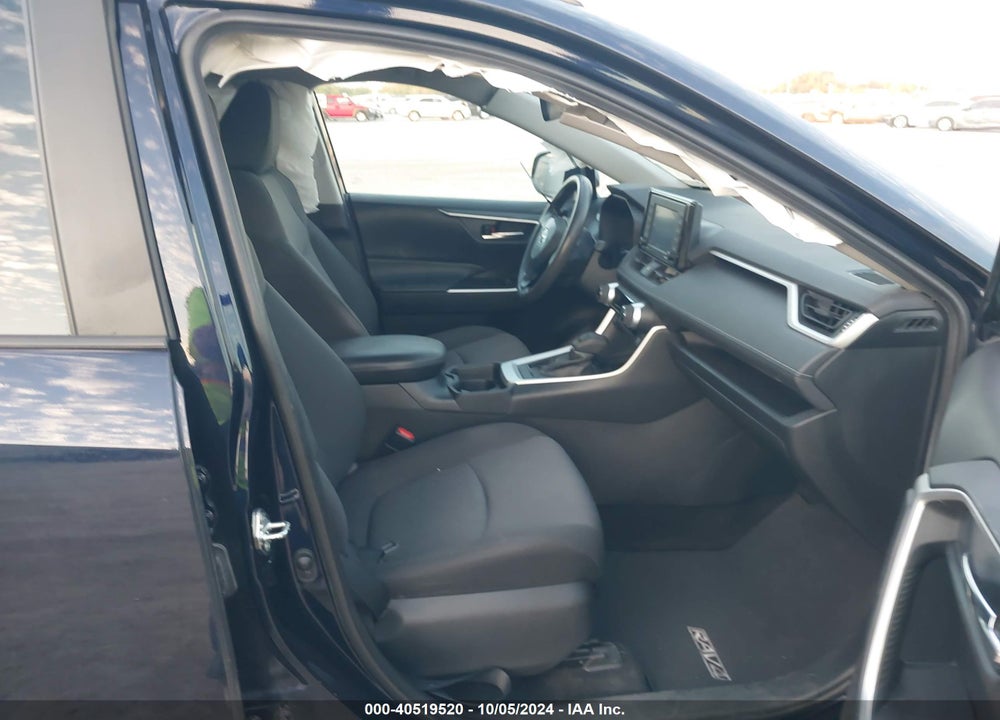 2020 TOYOTA RAV4 XLE VIN: 2T3W1RFVXLC055345