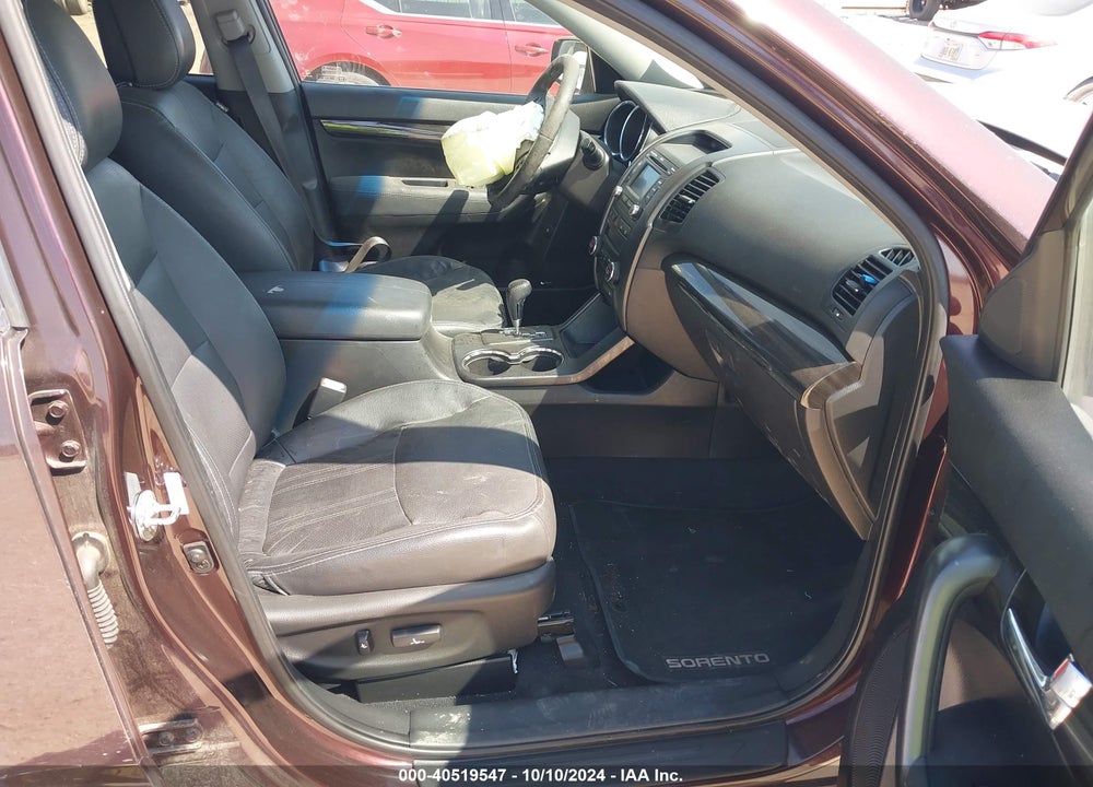 2013 KIA SORENTO SX VIN: 5XYKW4A2XDG393164