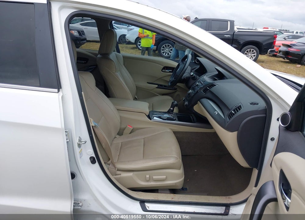 2014 ACURA RDX VIN: 5J8TB3H37EL017005