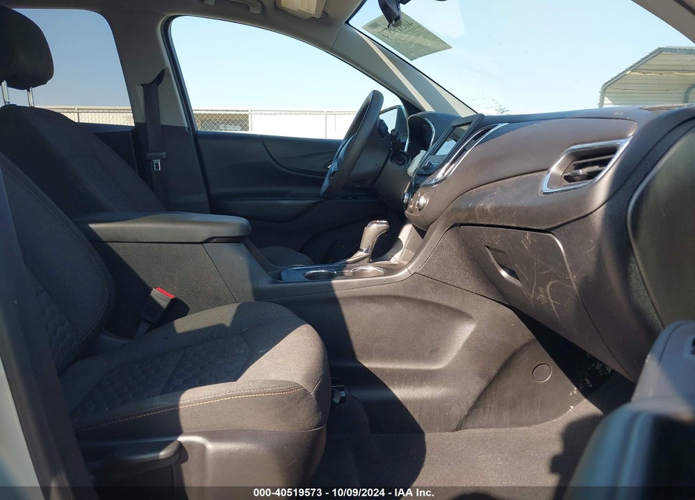 2019 CHEVROLET EQUINOX LT VIN: 2GNAXKEV2K6128788