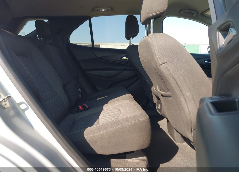 2019 CHEVROLET EQUINOX LT VIN: 2GNAXKEV2K6128788