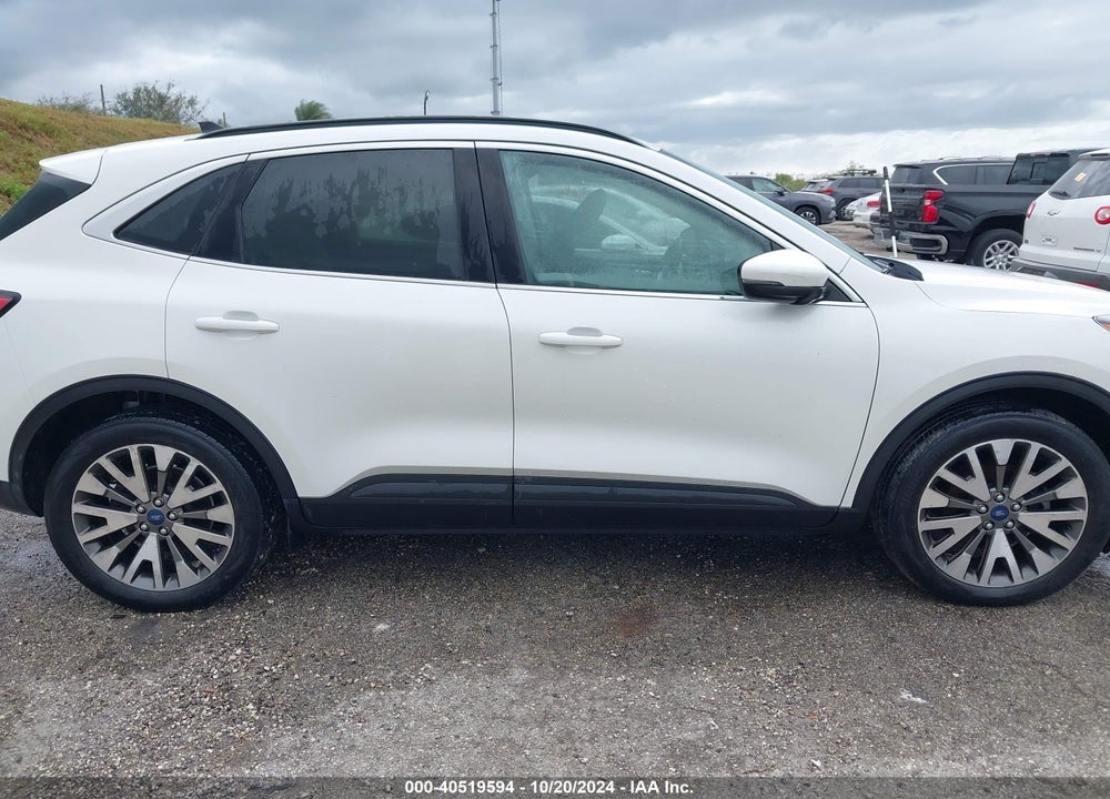 2020 FORD ESCAPE TITANIUM VIN: 1FMCU9J96LUB17304
