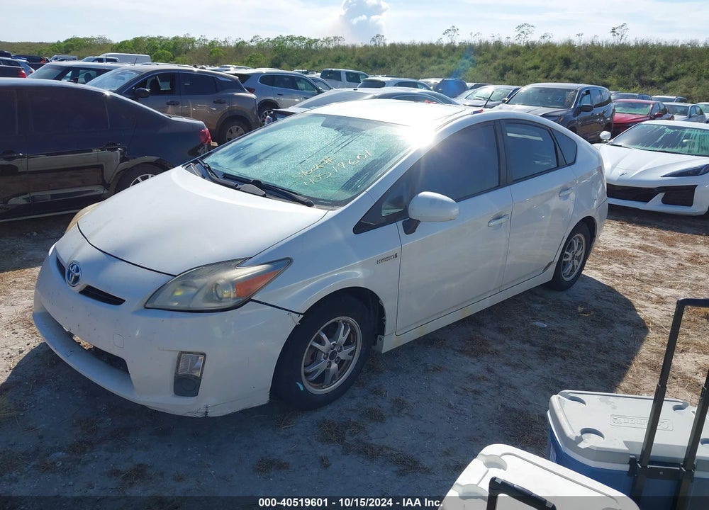 2011 TOYOTA PRIUS TWO VIN: JTDKN3DU6B0280115