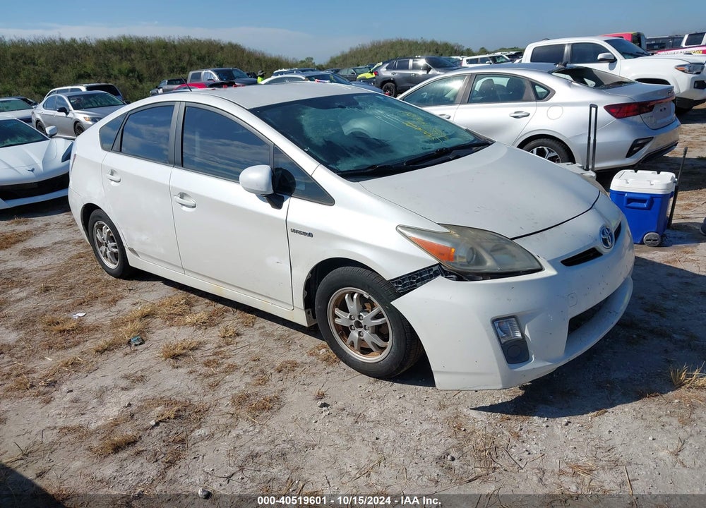 2011 TOYOTA PRIUS TWO VIN: JTDKN3DU6B0280115