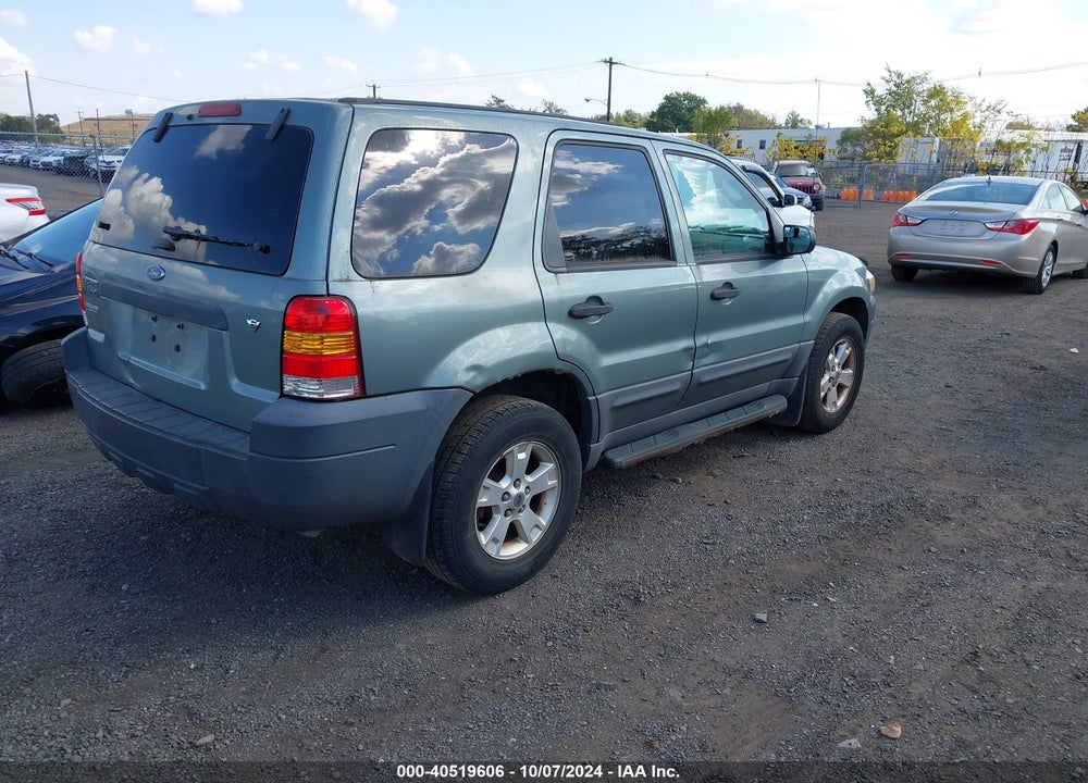 2005 FORD ESCAPE XLT VIN: 1FMCU93125KC05241
