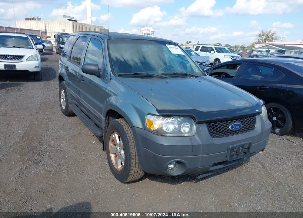 2005 FORD ESCAPE XLT VIN: 1FMCU93125KC05241
