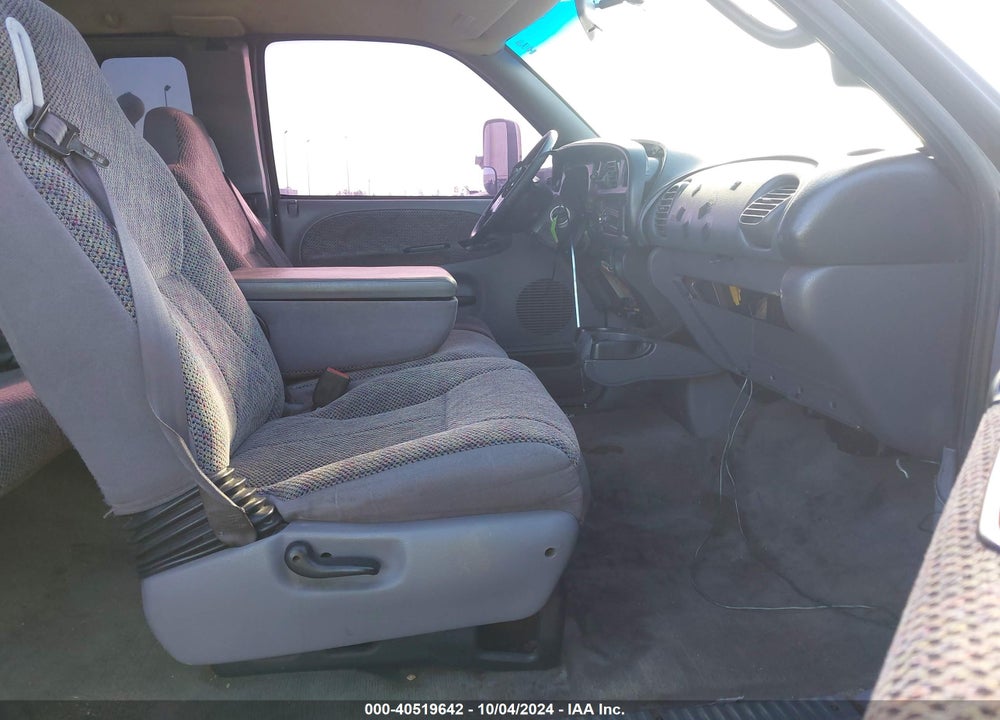 1998 DODGE RAM 1500 ST VIN: 1B7HC13Y5WJ256722