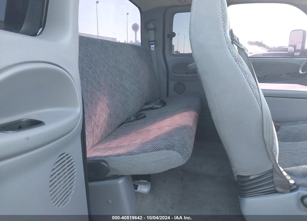 1998 DODGE RAM 1500 ST VIN: 1B7HC13Y5WJ256722
