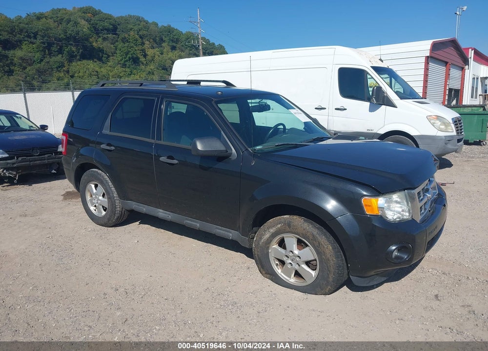 2011 FORD ESCAPE XLT VIN: 1FMCU9D78BKB02193