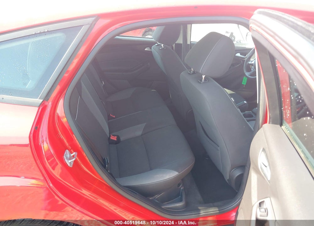 2014 FORD FOCUS SE VIN: 1FADP3K25EL100314