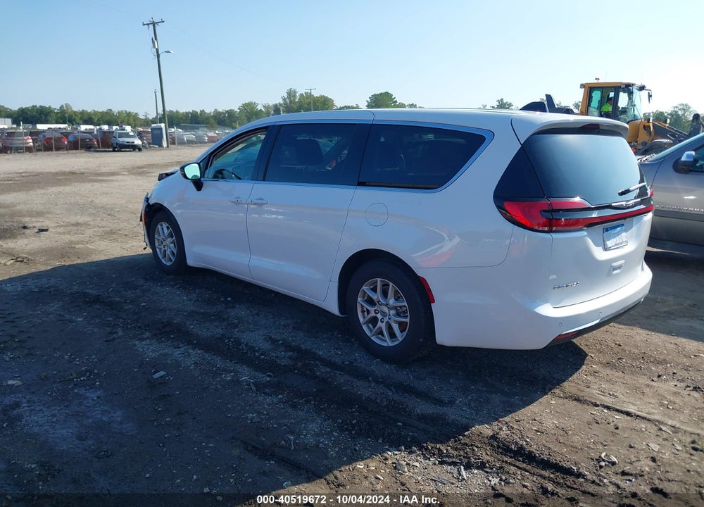 2024 CHRYSLER PACIFICA TOURING L VIN: 2C4RC1BG6RR129815