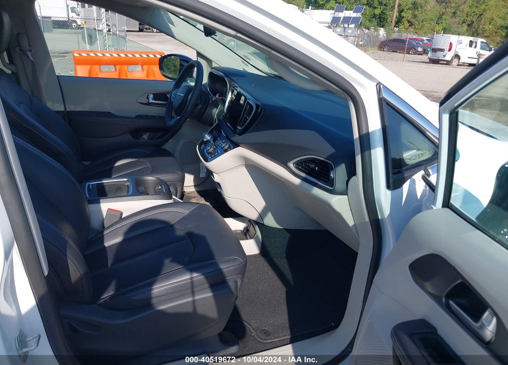 2024 CHRYSLER PACIFICA TOURING L VIN: 2C4RC1BG6RR129815