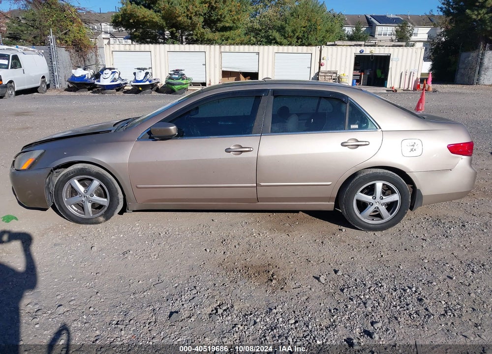 2005 HONDA ACCORD 2.4 EX VIN: 1HGCM56885A160125