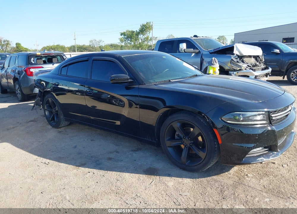 2017 DODGE CHARGER SXT RWD VIN: 2C3CDXHG4HH557176