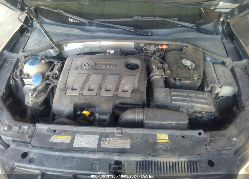 2014 VOLKSWAGEN PASSAT 2.0L TDI SEL PREMIUM VIN: 1VWCN7A33EC106946