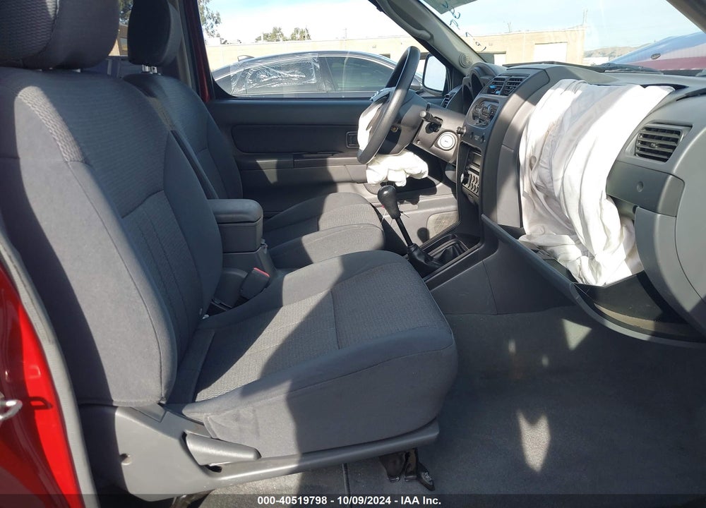 2004 NISSAN FRONTIER XE VIN: 1N6DD26T04C462269