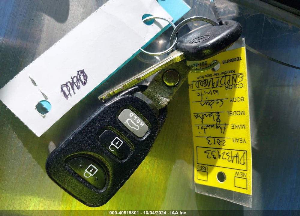 2013 HYUNDAI ELANTRA GLS VIN: 5NPDH4AE0DH432933