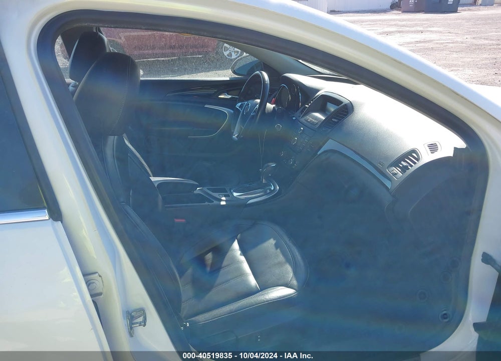 2012 BUICK REGAL VIN: 2G4GR5EK3C9132171