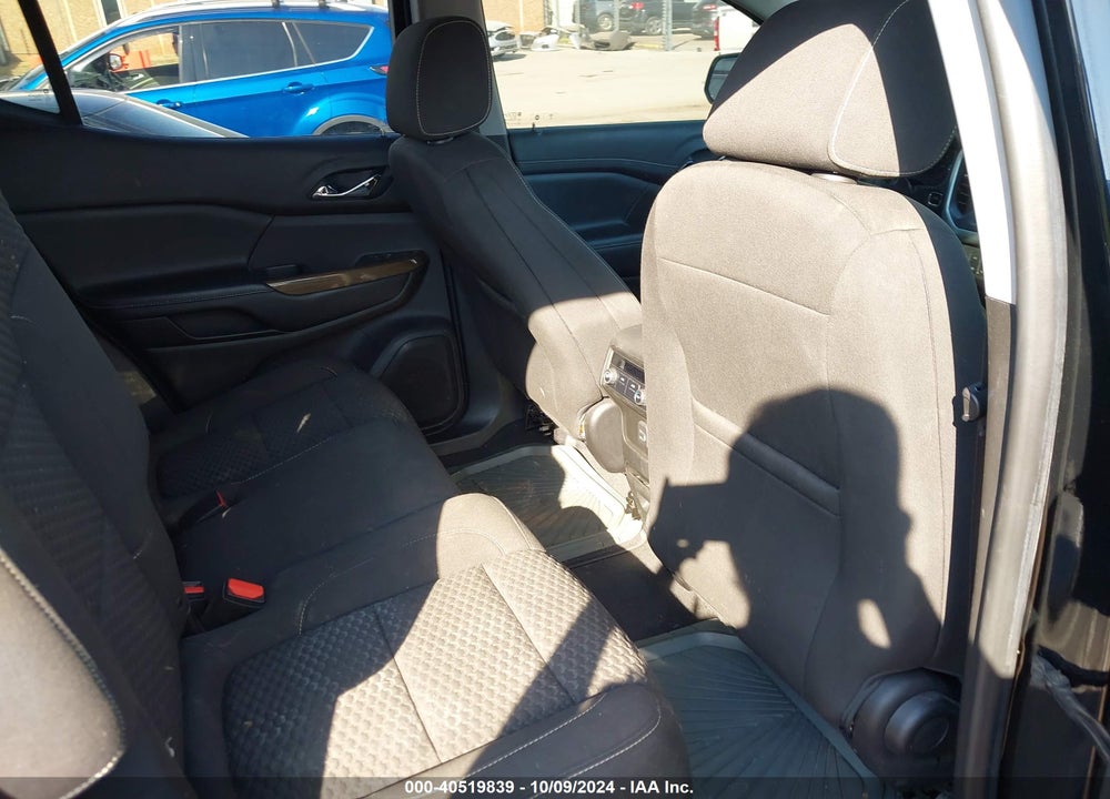2019 GMC ACADIA SLE-1 VIN: 1GKKNKLA2KZ106592