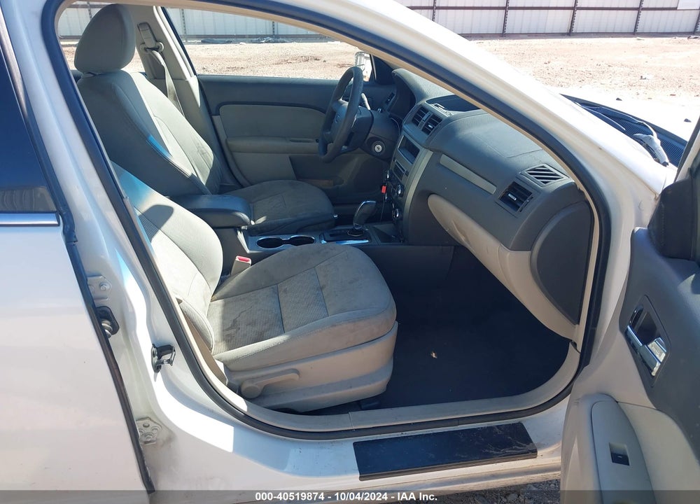 2010 FORD FUSION SE VIN: 3FAHP0HA1AR271507